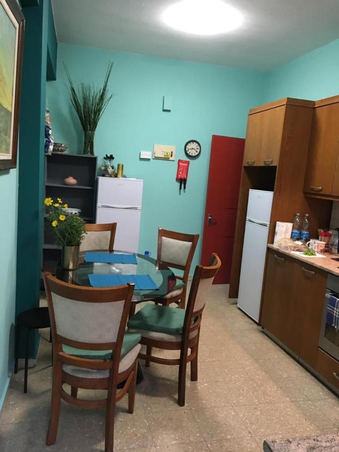 Noer Hostel 拉纳卡 外观 照片